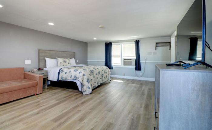 ווסט יארמאות' Windrift Motel מראה חיצוני תמונה