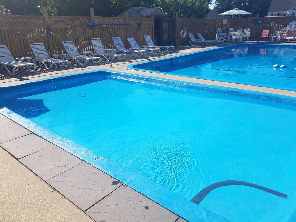 ווסט יארמאות' Windrift Motel מראה חיצוני תמונה